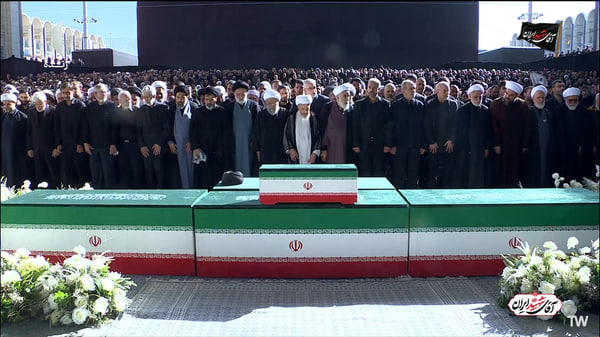 ایران در سوگ؛ میعادگاهِ اشک و تکبیر در مصلی تهران برای بدرقه رهبر شهید
